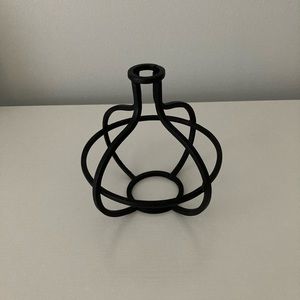 Black metal floating vase